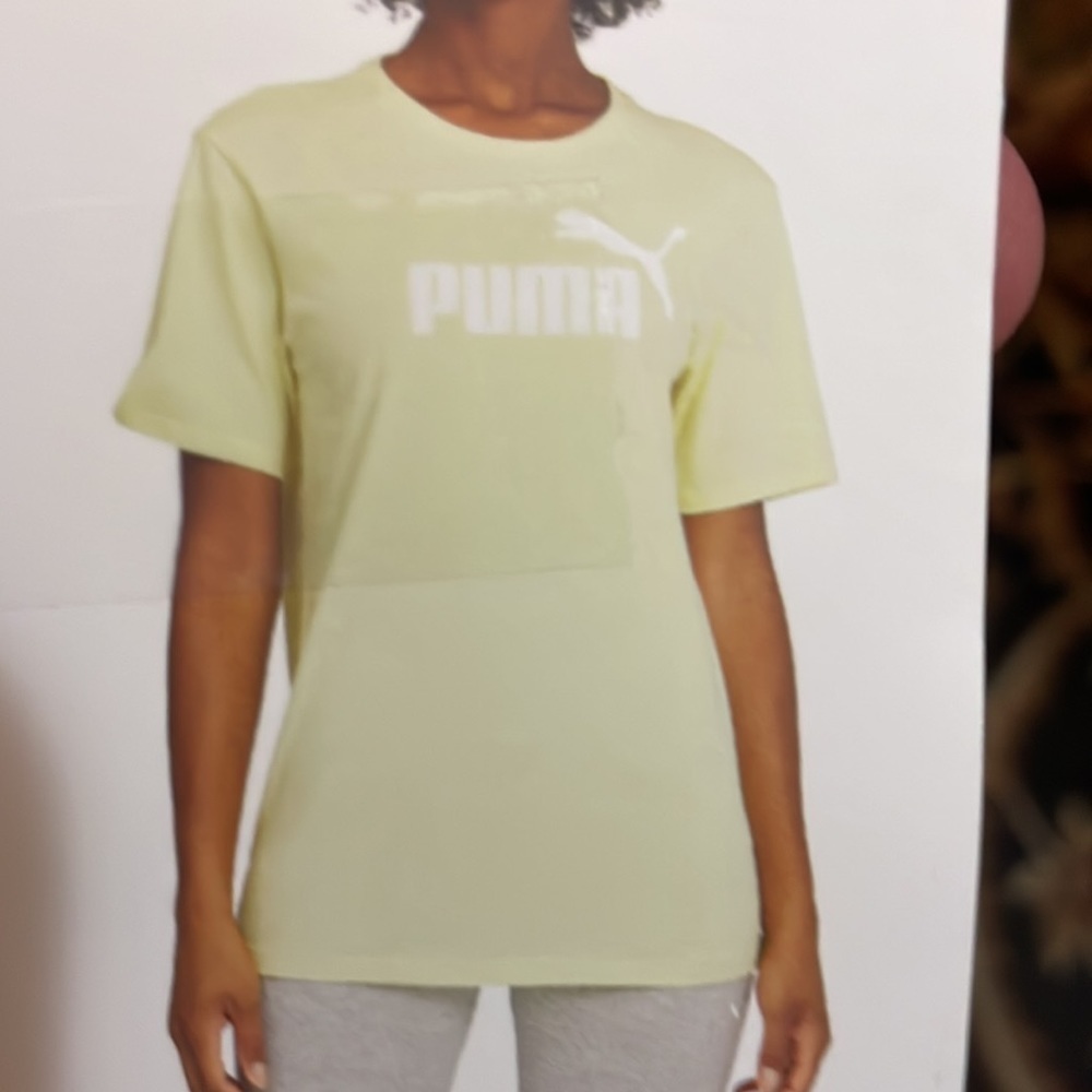 - Woman’s puma shirt - Picture 3 of 3